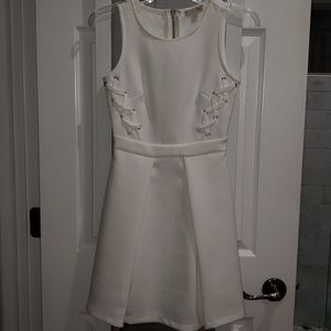 GB White Dress Size XS